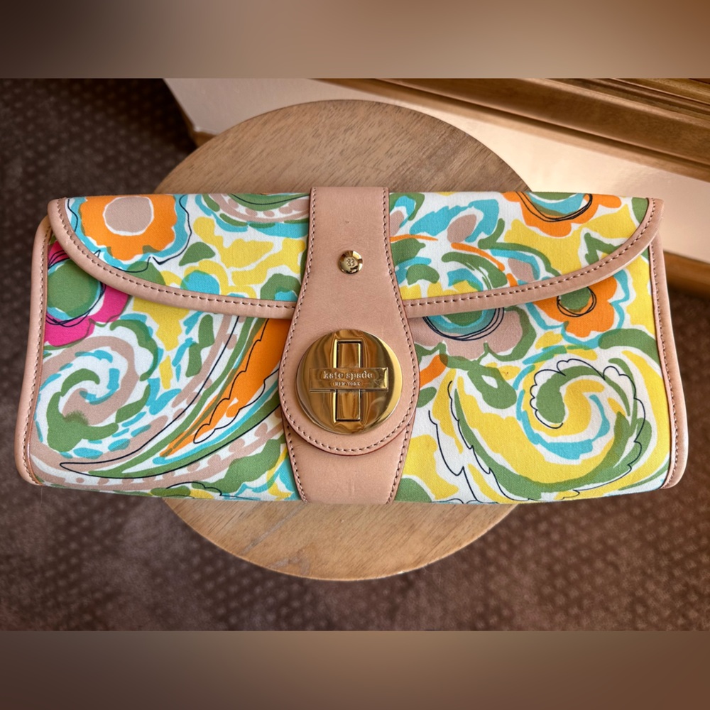 Kate Spade New York - Paley Paisley Medium Heddy Clutch - Like New, with Tag